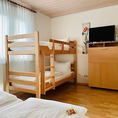Gastehaus Gluck Wir Haben Immer Eintrittskarten Fur Den Europa-Park Fur Sie! Otel Rust Dış mekan fotoğraf