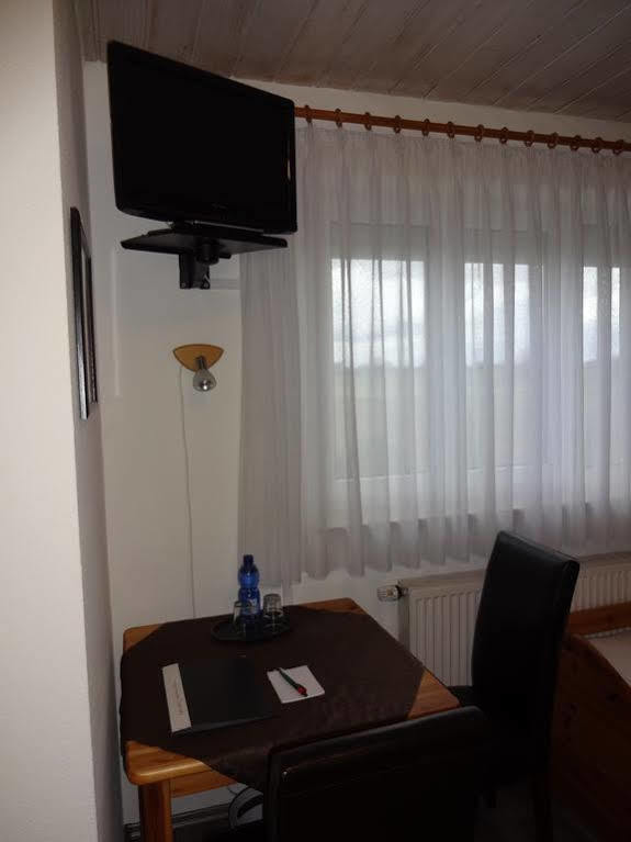 Gastehaus Gluck Wir Haben Immer Eintrittskarten Fur Den Europa-Park Fur Sie! Otel Rust Dış mekan fotoğraf