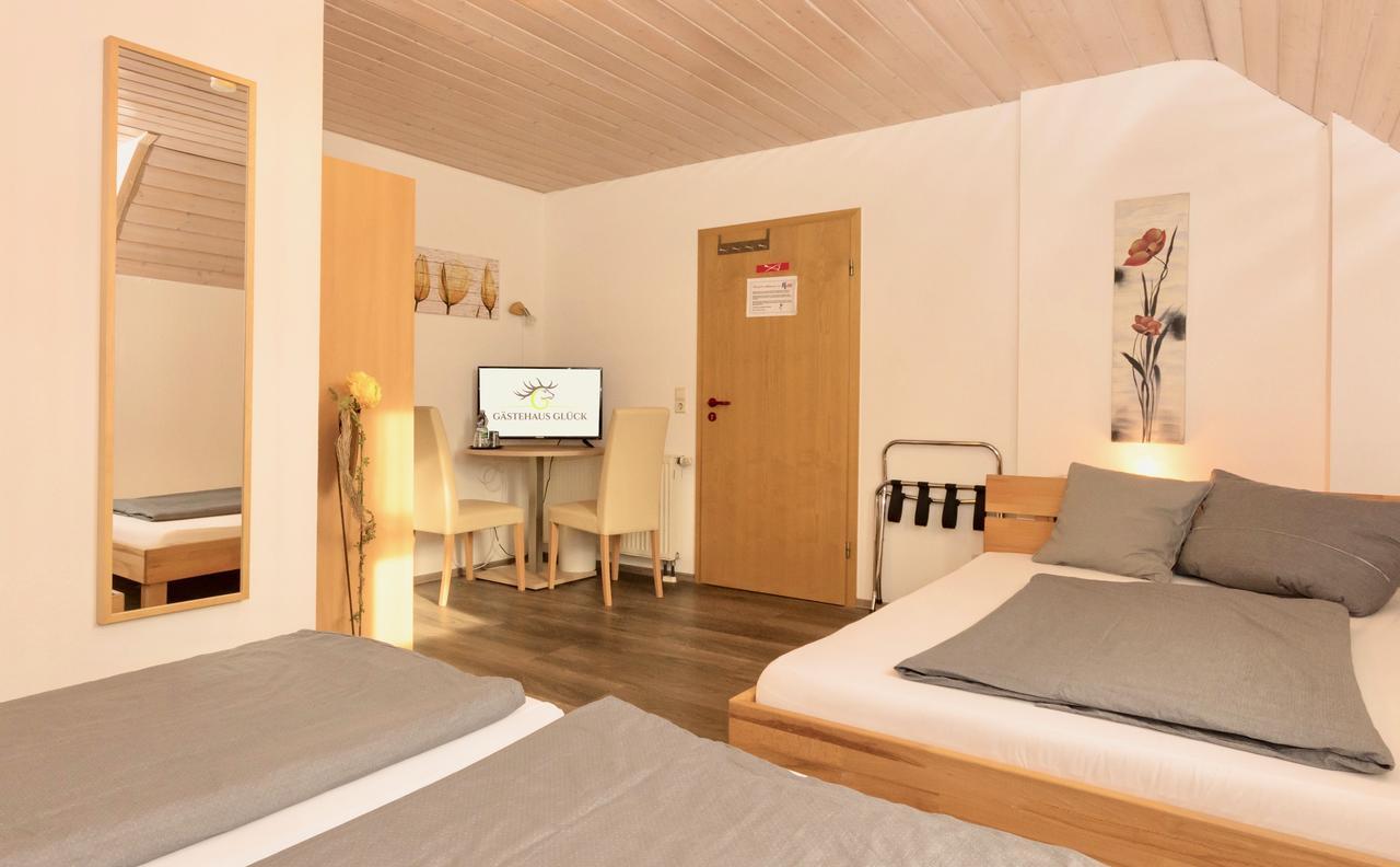 Gastehaus Gluck Wir Haben Immer Eintrittskarten Fur Den Europa-Park Fur Sie! Otel Rust Dış mekan fotoğraf